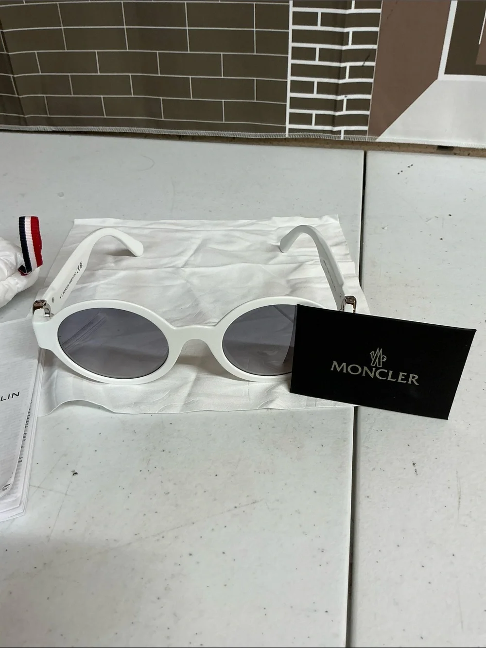 Moncler White Round Sunglasses with Gray Lenses